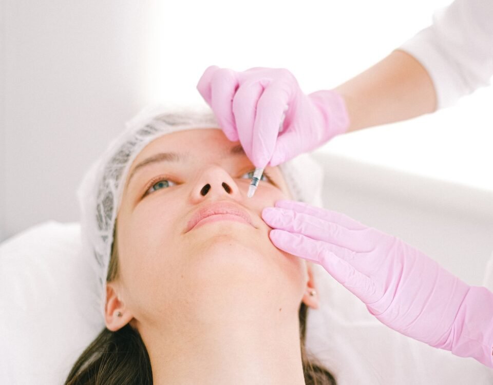 Facial Fat Grafting vs Dermal Fillers: Best Choice for Volume Loss
